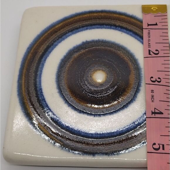 Evangel Pottery Trivet - Picture 3 of 4